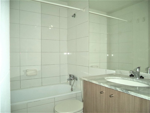 Arriendo Metro Santa Lucia / Carmen / Marin