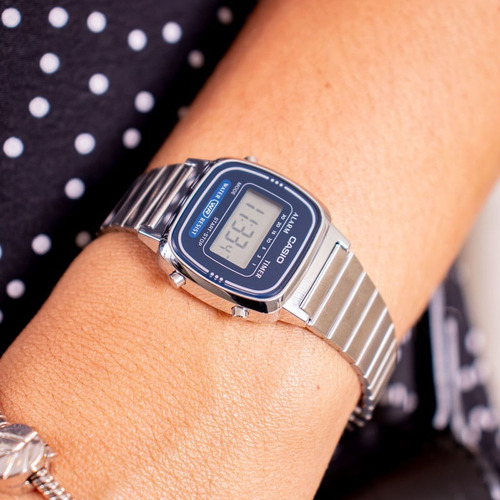 Relógio Casio Digital Vintage Azul La670wa-2df