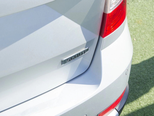 Skoda Octavia 2.0 TDI DSG AUTO SCOUT 4WD