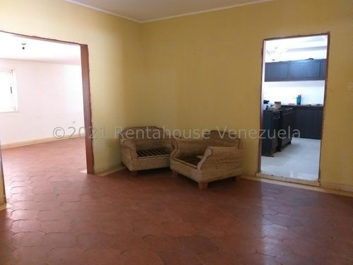 Imagen 3 de 11 de Casa En Venta En Campo Maraven. Punto Fijo.