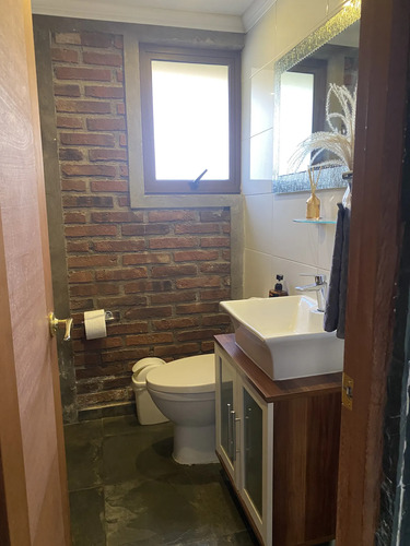 Arriendo Parcela 5.100m2 + Casa 370m2 Multifuncional Batuco