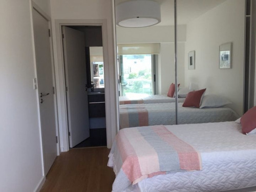 Apto 3 Dorm. 3 Baños + Gje. A Estrenar Primera Línea Malvín!