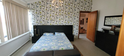 En Venta Town House Amoblado En Mañongo (al)