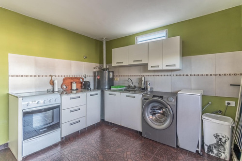 Venta De Casa 4 Ambientes En Mataderos | Apto Crédito