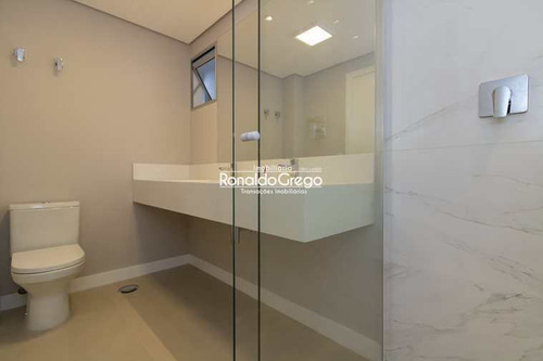Imagem 8 de 30 de 3 Suites 1 Lavabo 1 Banheiro Social 5 Reformado Modernizado - V5752