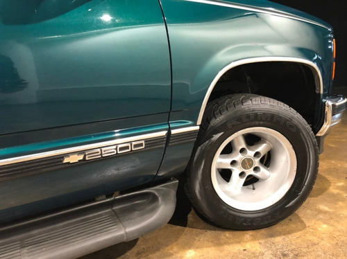 Imagen 7 de 14 de Chevrolet Suburban 2500 1998