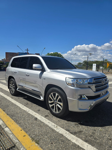Lc 200 Dubai