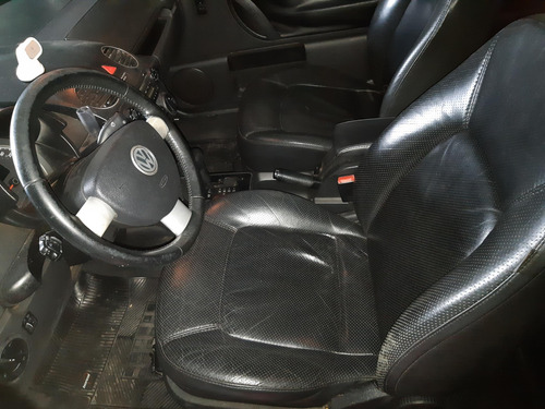 Volkswagen New Beetle 2.0 3p Automática