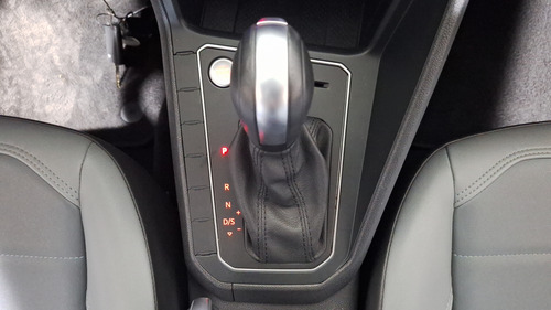 Volkswagen Nivus 1.0 TSI HIGHLINE AUTO