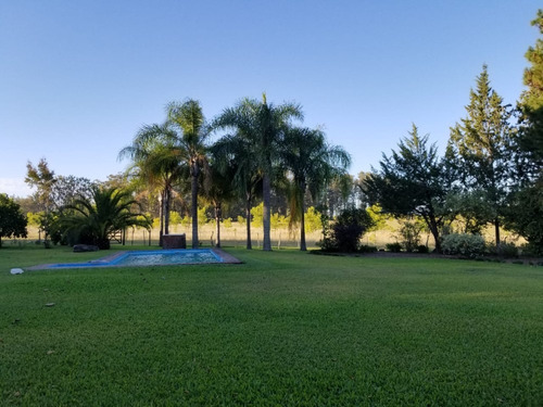 Gran Casco Con Vivienda De 5 Dormitorios 3 Baños, Pileta , 34 Hectareas,