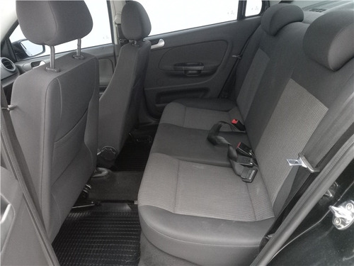 Imagem 9 de 13 de Volkswagen Voyage 1.0 Mi 8v Flex 4p Manual