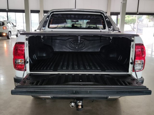 Toyota Hilux Hilux 2.7 SR 4X2 CD 16V FLEX 4P AUTOMÁTICO