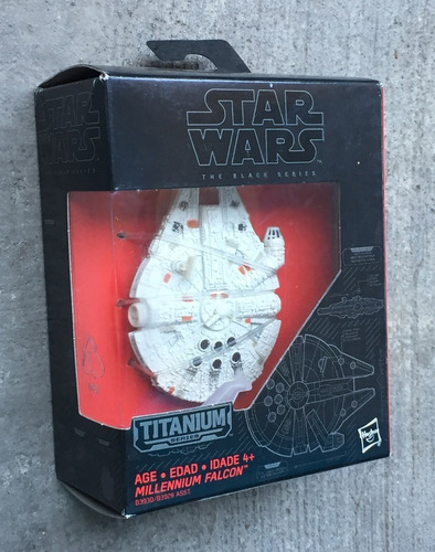 Star Wars Titanium Millenium Falcon Halcón Milenario