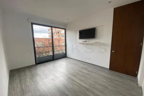Apartamento En Venta En Chico Norte. Cod V6840