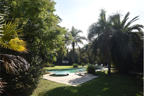 Venta De Hotel 20 Hab Con Parque Y Pileta En Pilar