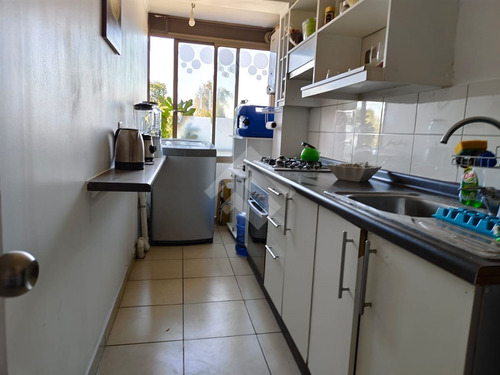 Departamento En Venta De 3 Dorm. En Cerrillos