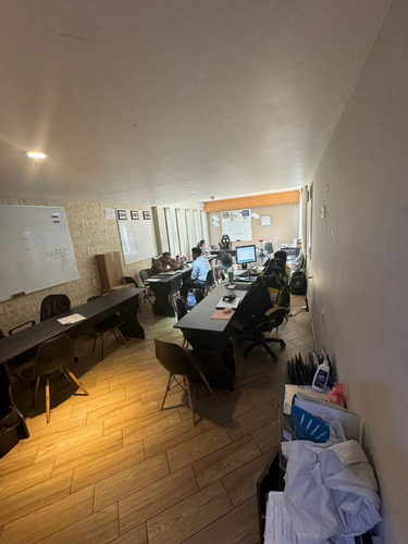 Casa En Venta Uso Habitacional Con Uso De Suelo Comercial, Oficinas Y Consultorios. Recien Remodelada Y Ampliada En Esquina Sobre Gustavo Baz