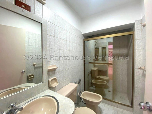 Se Vende Apartamento En Los Caobos Mls #24-25080