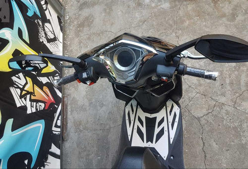 Imagen 8 de 25 de Sunra Hawk Litio 3000w Al 27/3 Cycle World Motors