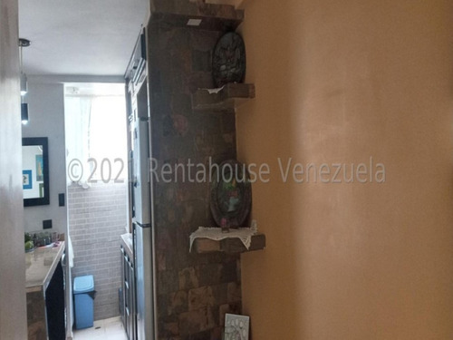 Imagen 10 de 30 de Apartamentos En Venta Zona Centro Cabudare 22-5495 +m