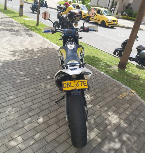 Husqvarna 701 Supermoto