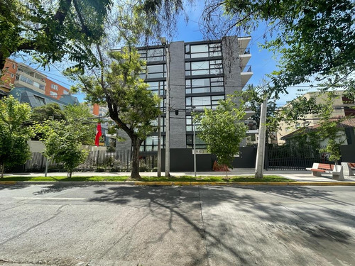 Arriendo Depto 2d 2b, Con Terraza Y Gran Conectividad