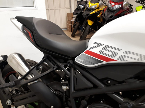 Imagen 2 de 15 de Benelli 752s - Financiación Disponible Bbva Megamoto Merlo!