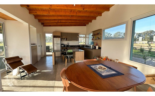 Hermosa Casa De Campo En Venta