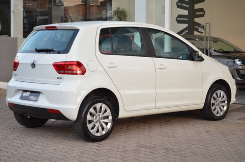 Imagem 8 de 13 de Volkswagen Fox 1.6 Msi Trendline 8v Flex 4p Manual