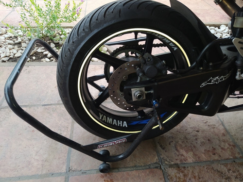 Yamaha Yfz R1