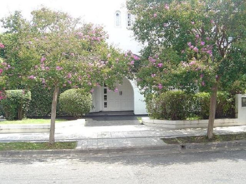 Imagen 1 de 22 de Casa Venta Urca