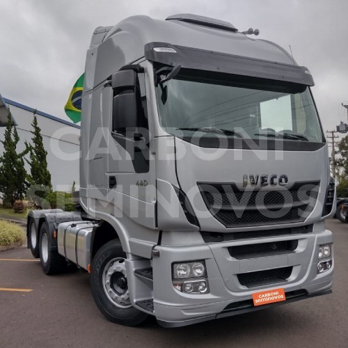 Imagem 2 de 10 de Iveco Hi Way 600s44 6x2, Ano 2018/2019