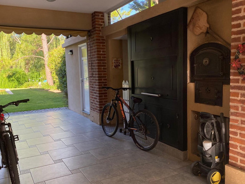 Casa En Alquiler En Barrio Privado Saint Thomas N/s - Canning