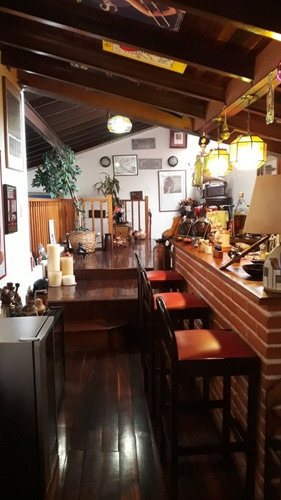 Imagen 7 de 14 de Prados Del Este, Hermosa Casa Con Gran Potencial