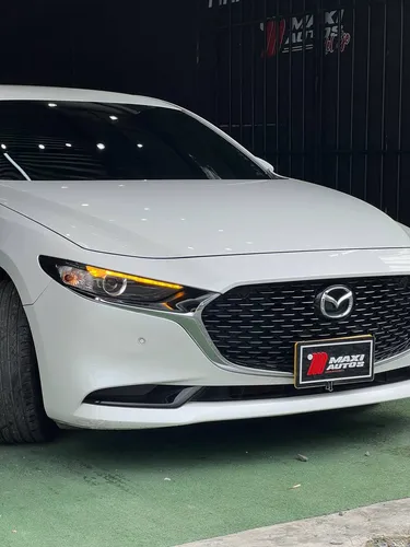 Mazda 3 2.0 Touring mecánico