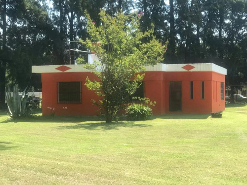 Casa En Venta - 2 Dormitorios 1 Baño - 100 Mts2 Cubiertos - Abasto