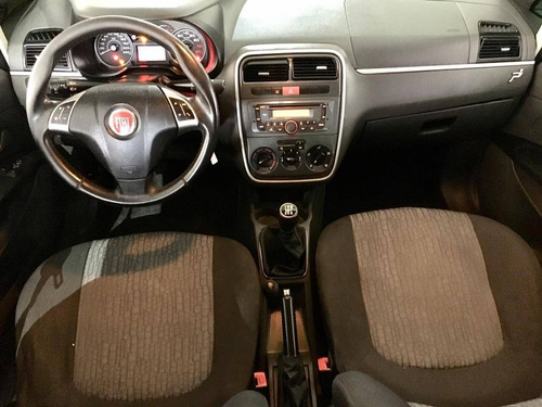 Fiat Punto 1.6 Essence 16v Flex 4p Manual