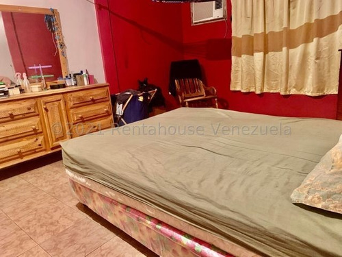 Imagen 9 de 9 de Casa En Venta Ubicada En Punto Fijo