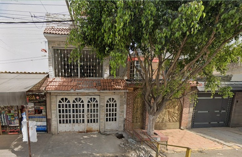 Sk14-casa En Remate Bancario En Eucalipto 38, Arboledas De Aragon, C.p. 55290 Ecatepec De Morelos, Méx.