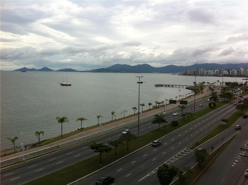 Imagem 2 de 5 de Apartamento De Alto Padrão Na Beira Mar Norte - Ap3978