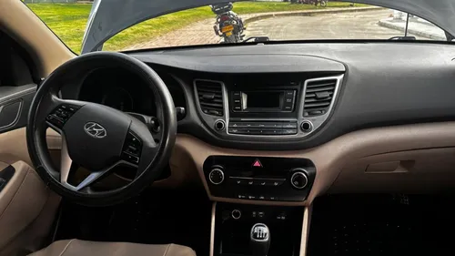 Hyundai Tucson 2.0 Gl Advance 4x2