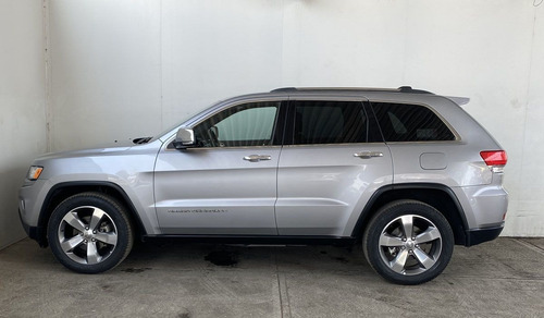 Imagen 8 de 13 de Jeep Grand Cherokee 2015 3.6 V6 Limited 4x2 At
