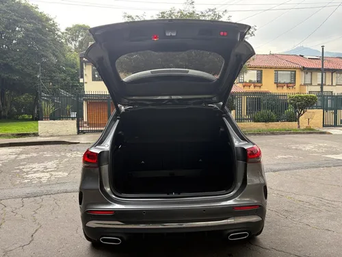 Mercedes-Benz Clase GLA 1.3t Amg Line