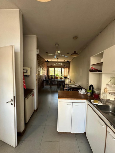 Local En Venta - 513 M2 Deposito En Doble Altura - San Cristobal - Proximo A Av. Independencia.