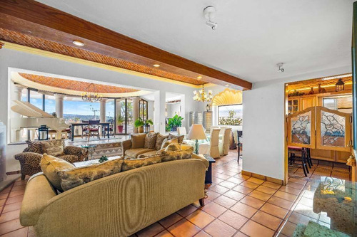 Casa Estilo Colonial En Venta En San Miguel De Allende: Villa De Los Frailes