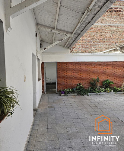 Casa En Calle San Martin