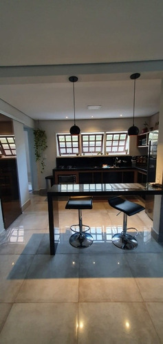 Imagem 6 de 14 de Excelente Casa Em Um Dos Melhores Bairros De Campinas