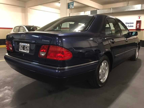 Mercedes Benz E230