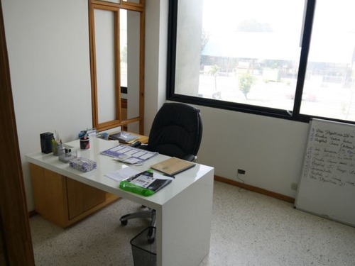 Imagen 10 de 30 de Oficinas En Venta Av Libertador Barquisimeto 22-23220 @m