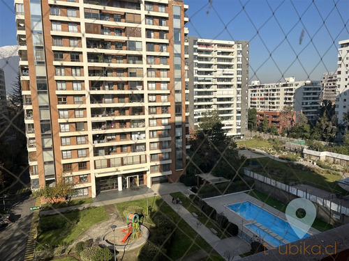 Venta Lindo Departamento 3d/3b, A Pasos Colón Con Vespucio